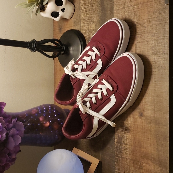 Vans Shoes - Vans Ward Women's Shoes